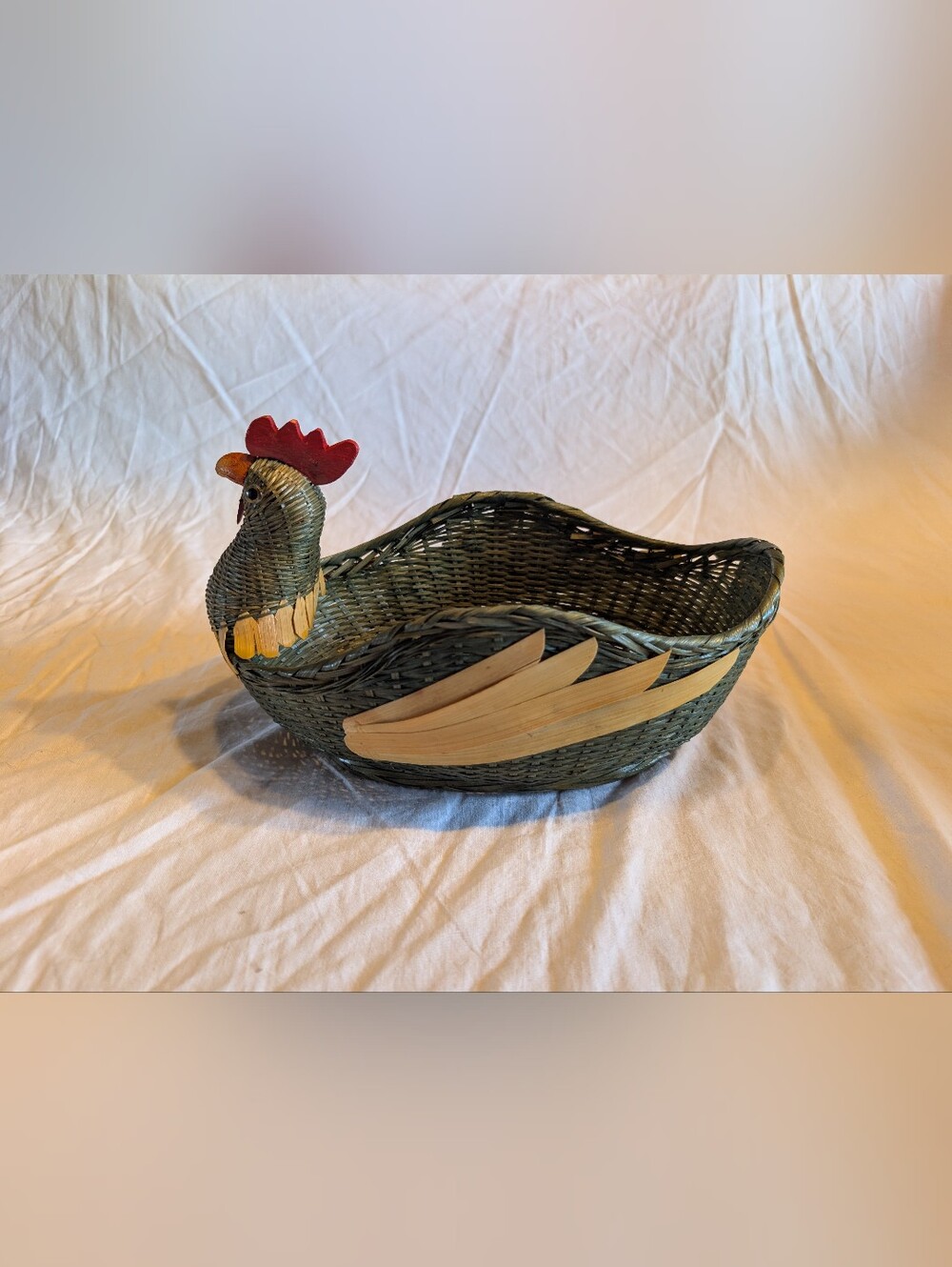 2/60$ Vintage Green Rooster Woven Basket with Red Comb and Yellow Beak Accents